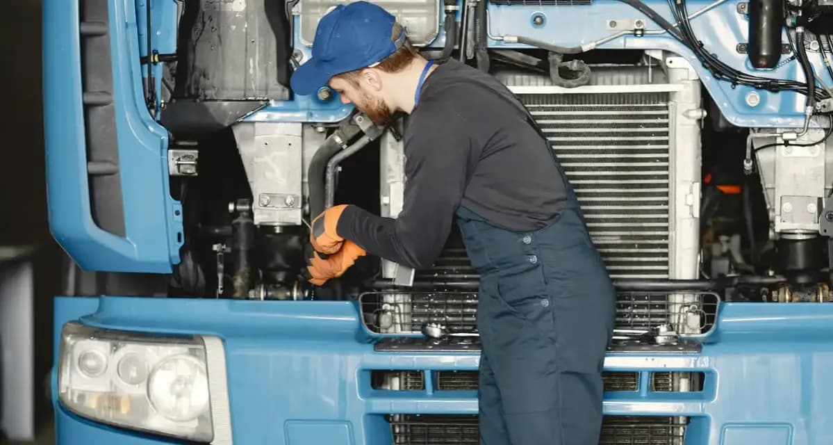 Jaki olej do ciężarówki? Kluczowe informacje, które musisz znać